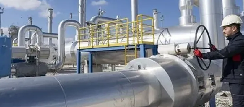 INVERNO, È ALLARME GAS: SCORTE EUROPEE AI MINIMI E PREZZI A RISCHIO