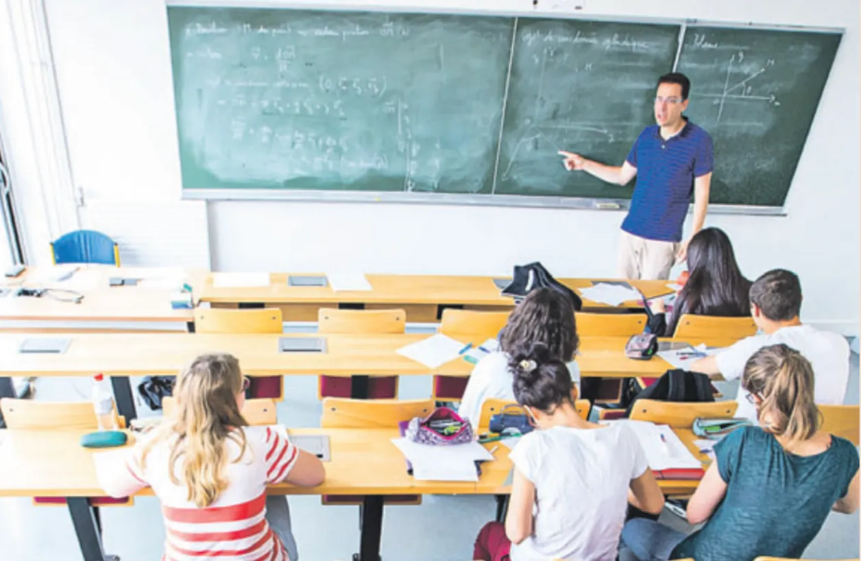 RITORNO A SCUOLA, LA STANGATA COLPISCE LE FAMIGLIE: IN ITALIA E SPAGNA CRESCONO I COSTI