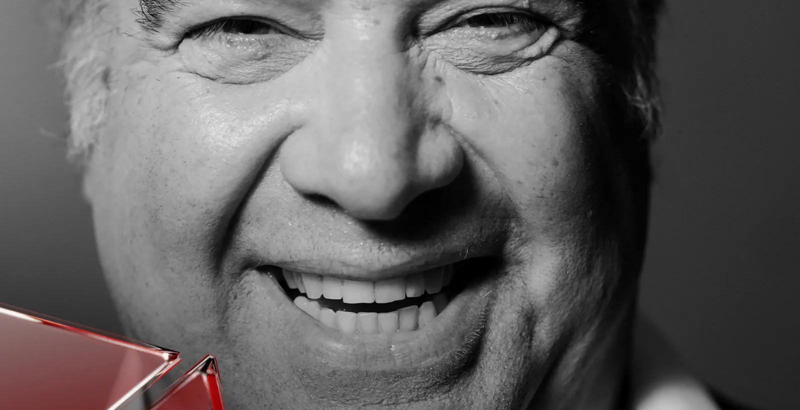 Charlie Gnocchi, l’arte di non prendersi troppo sul serio